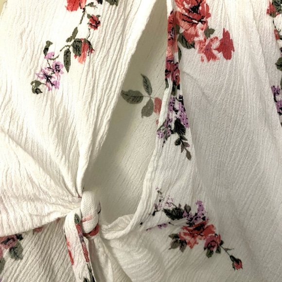 In Every Story Womens Floral Off Shoulder Peasant Blouse Gathered Tie Front 5X - Picture 4 of 11
